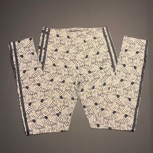Adidas Zebra Legggings Youth Large.